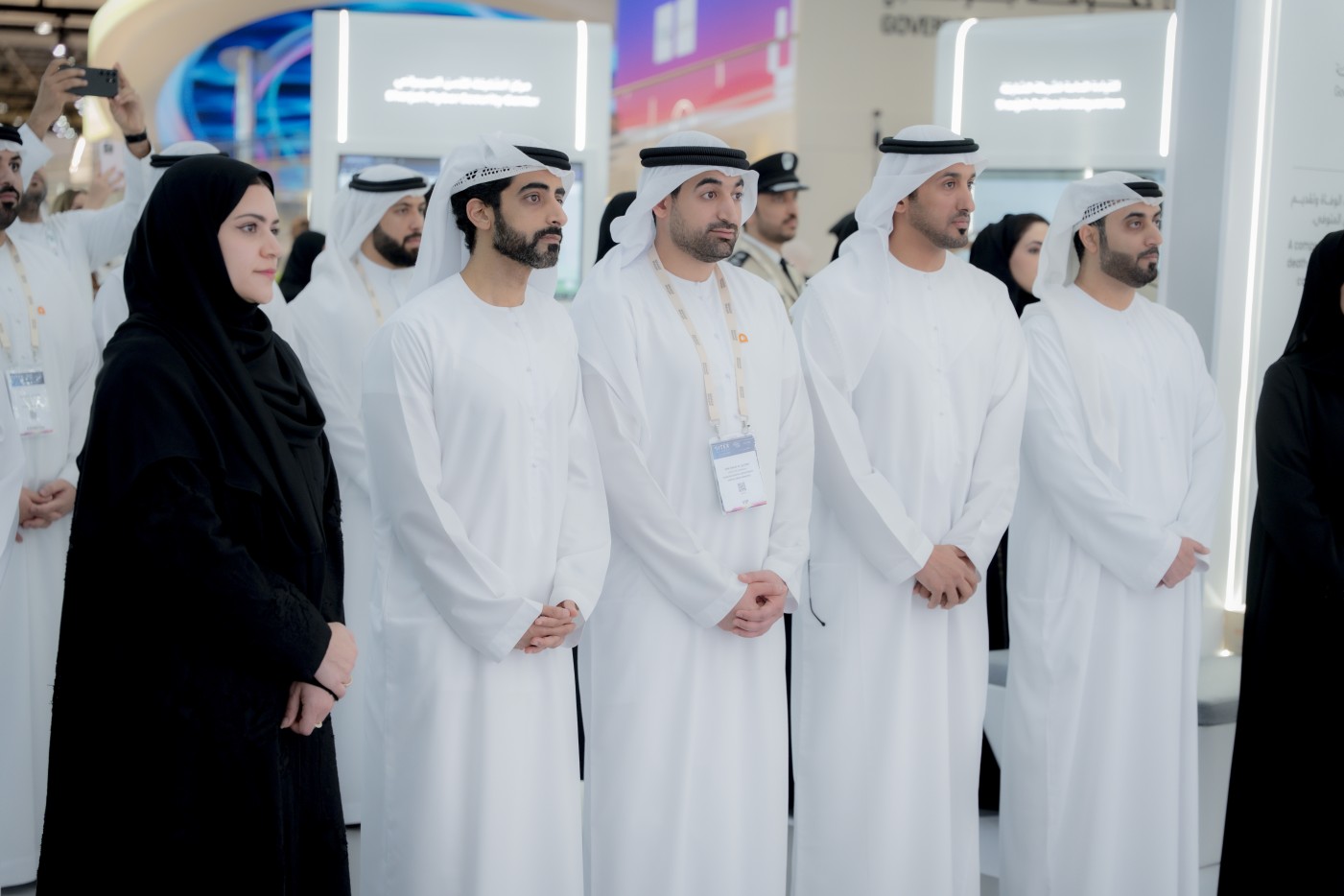 سالم بن عبد الرحمن القاسمي يزور جناح حكومة الشارقة في "جيتكس 2025"