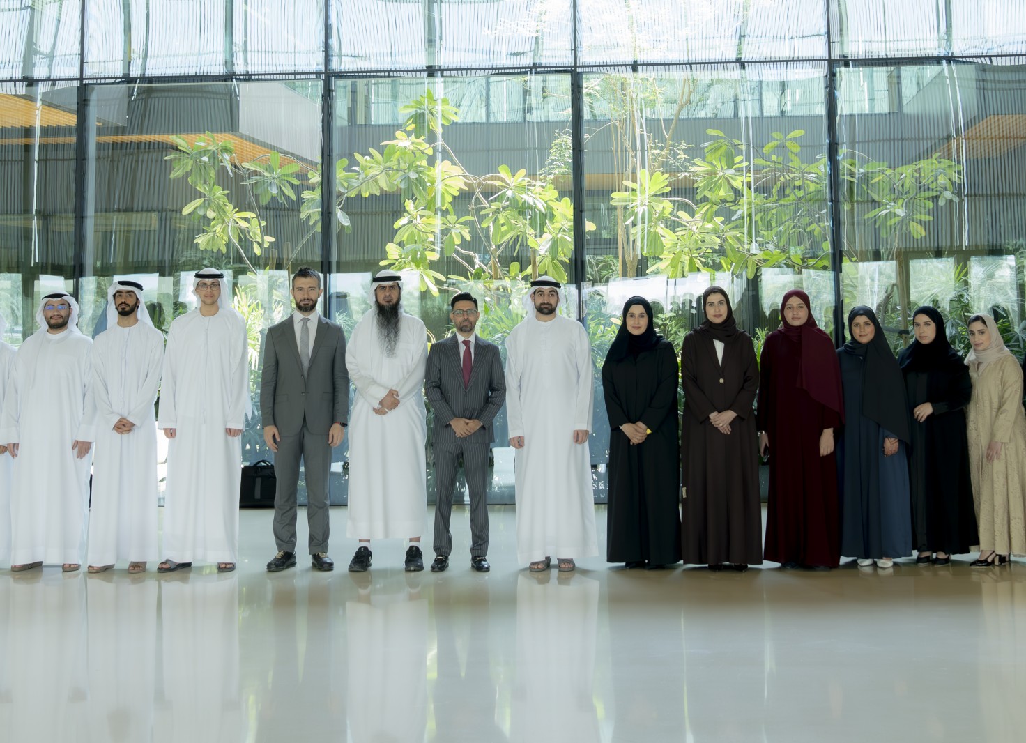 دائرة الشارقة الرقمية تطلق برنامج "تطوير الكفاءات في البيانات والذكاء الاصطناعي"